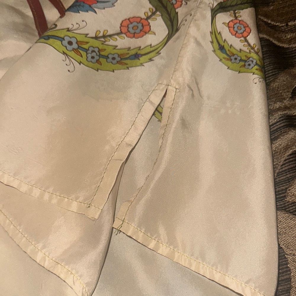 House of Petro Zillow Silk Floral Embroidered Print Blouse - Picture 3 of 7